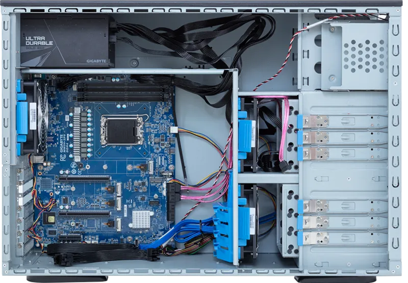 GIGABYTE W533-W30-AA01 Workstation — Intel Core 14ª Geração, PCIe Gen5 GPU, DDR4, 2.5GbE - Imagem 4